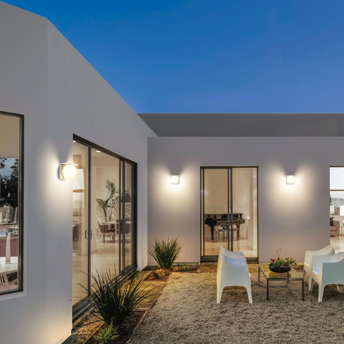 Solar LED Cube Wall Light - 1000 Lumens - 4000K - LumeGen