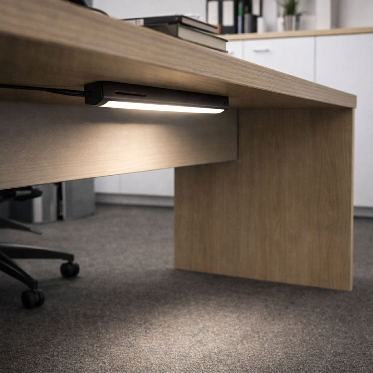 12in. Matte Bronze LED Slim Under Cabinet Light - 531 Lumens - 3000K - Good Earth