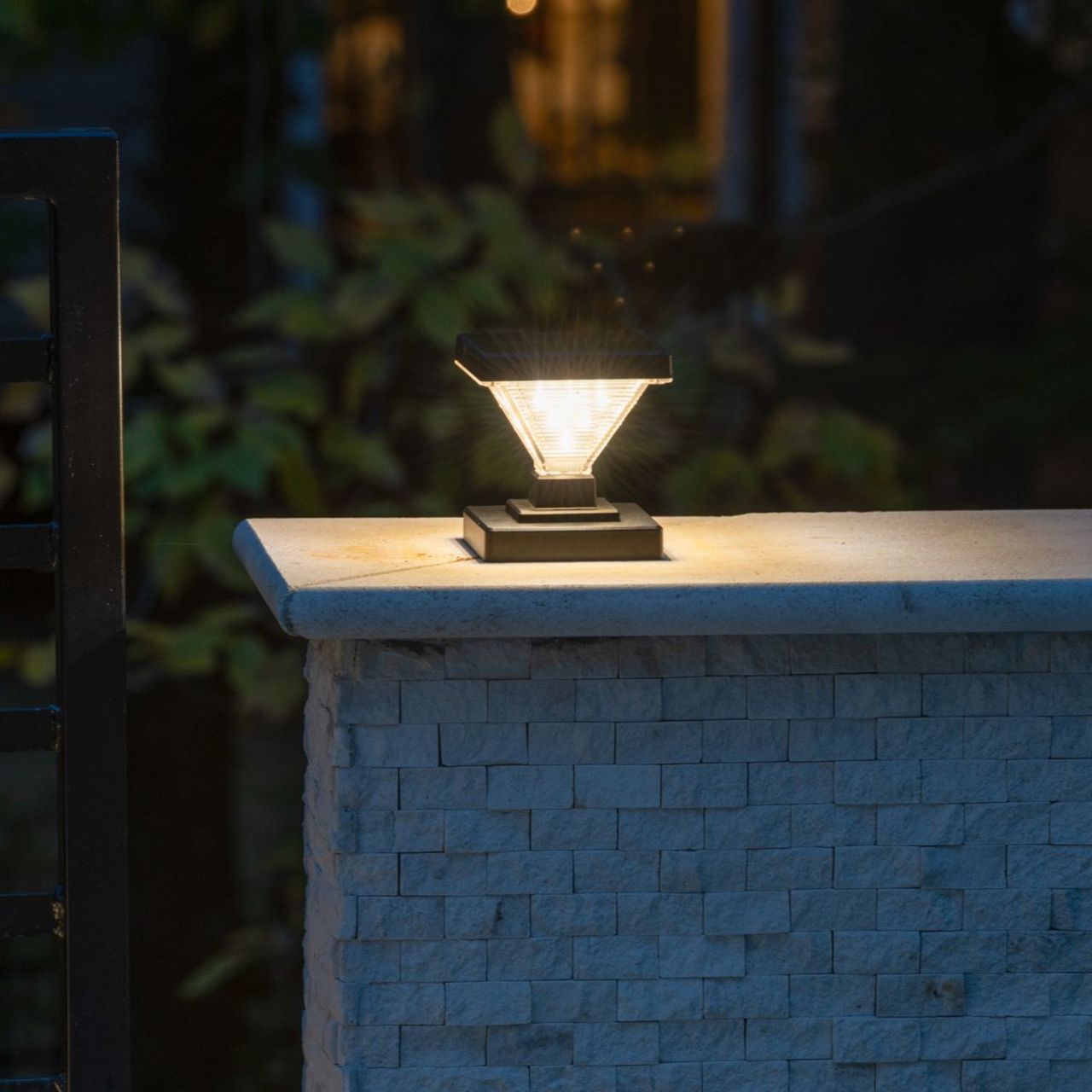 Solar LED Luxor Post Cap Light - 2-Pack - Gama Sonic
