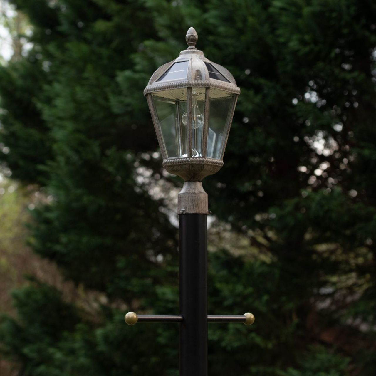 solar post light