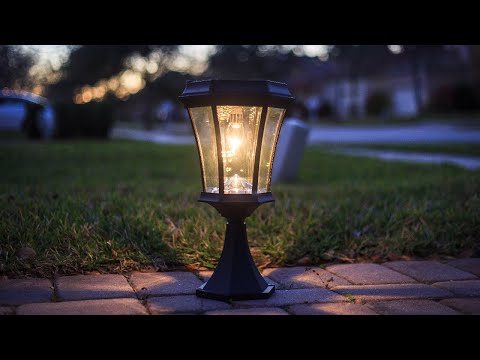 Solar LED Victorian Lantern Light - Gama Sonic