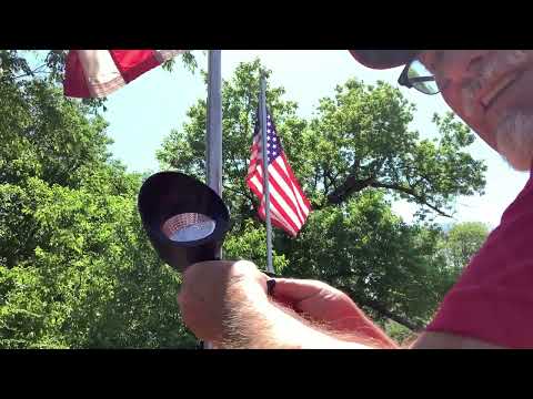 Solar LED Flagtop Pole Light - 200 Lumens - LumeGen