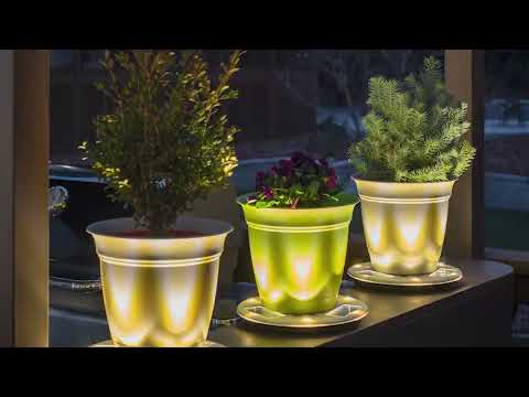 Solar LED Uplight Planter Base | White FInish | Gama Sonic – LightUp